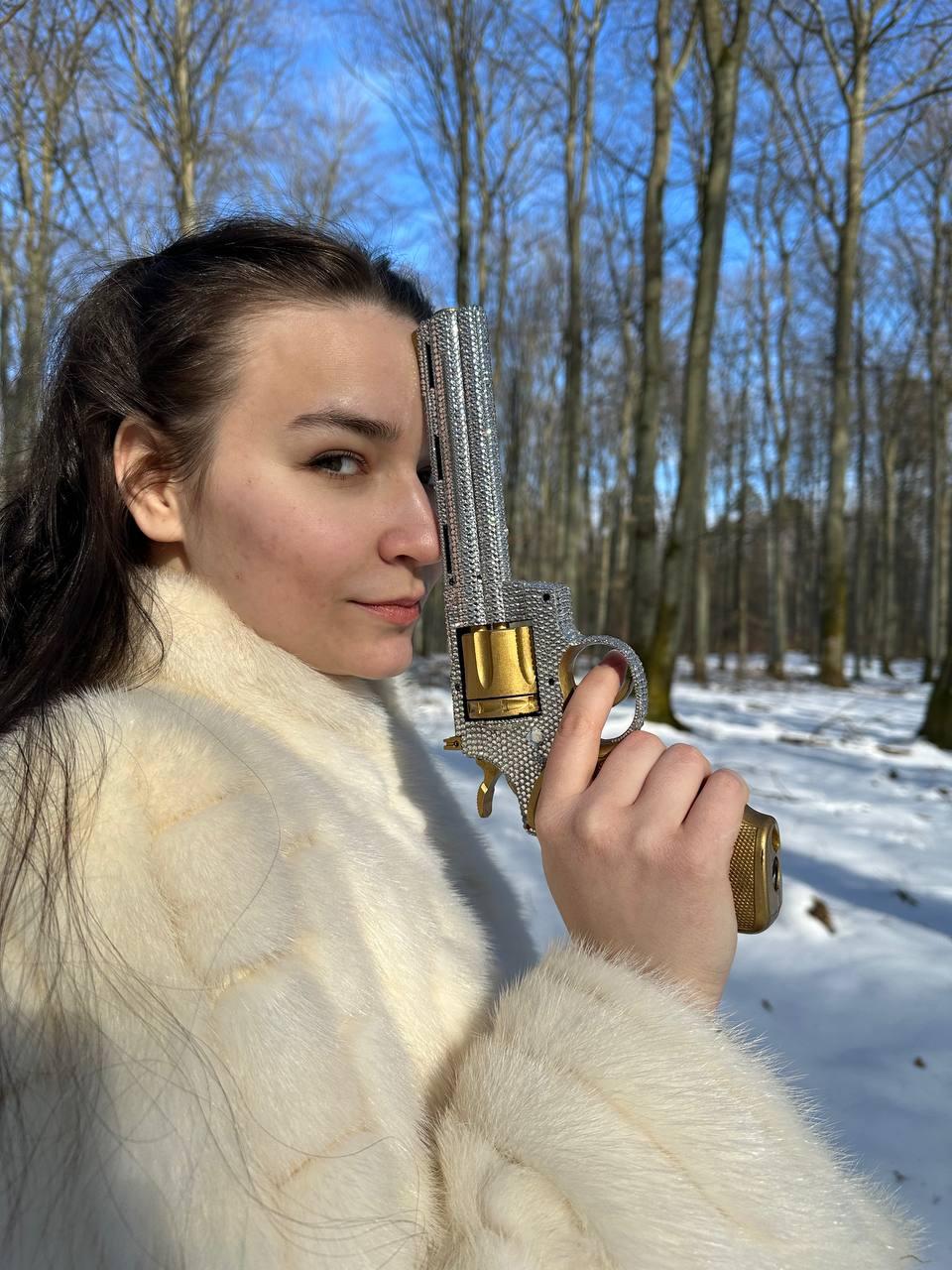 Юля